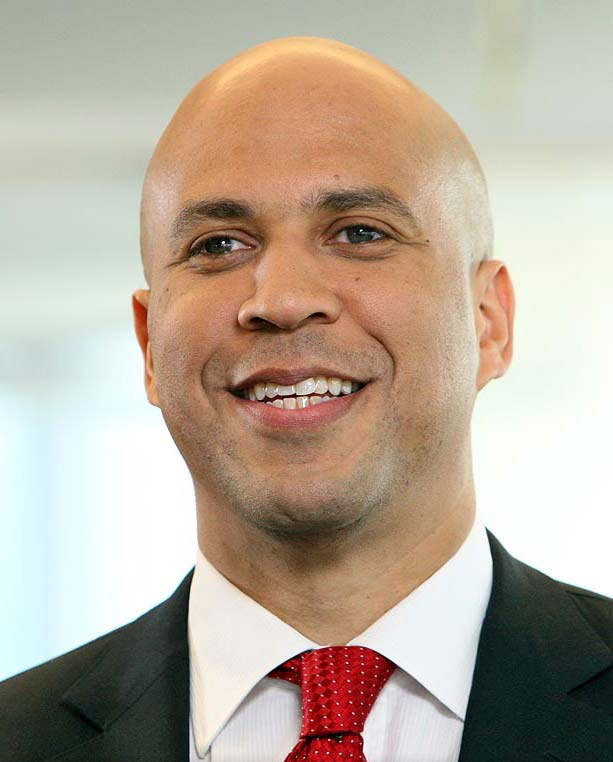 Newark mayor Cory Booker urges probe into NYPD spying program