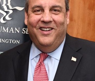 Gov Christie Calls Law Student An 'Idiot'